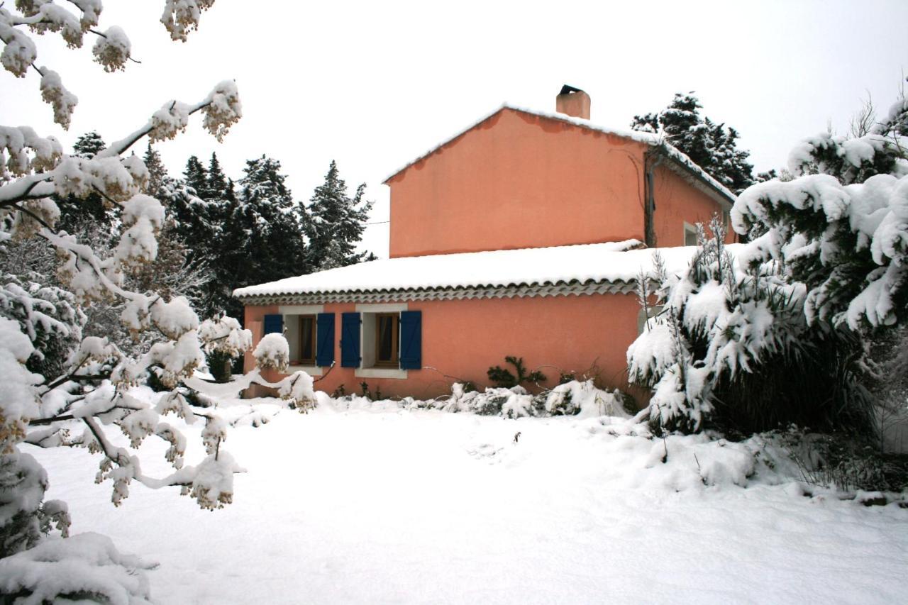 Le Mas De La Cigale Bleue, Caumont Sur Durance Exterior foto